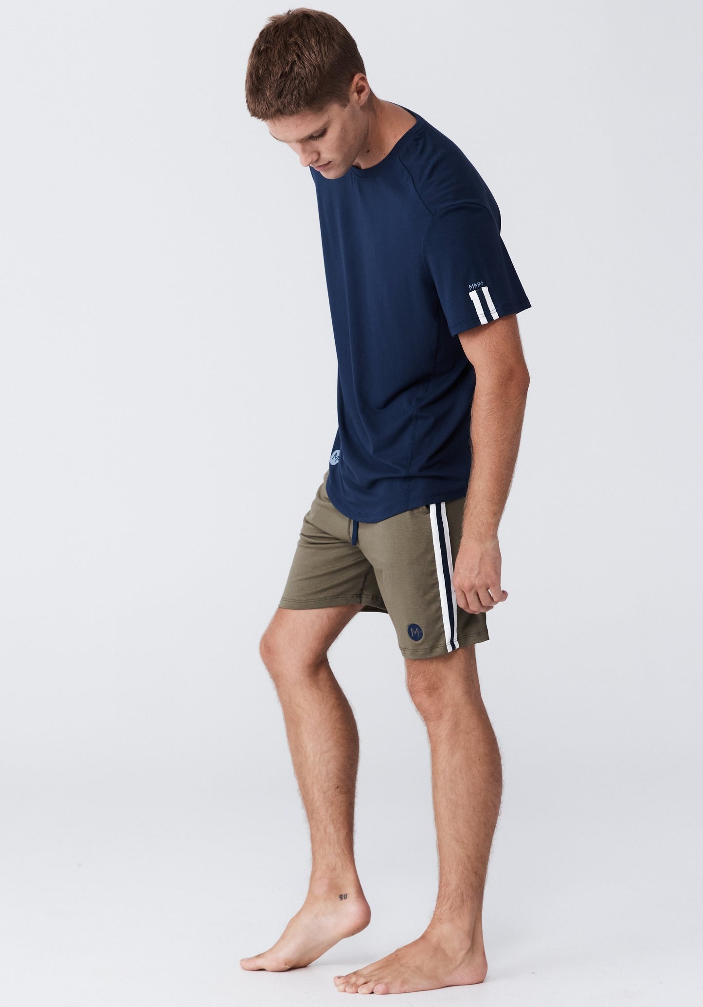 Navy Easy tee