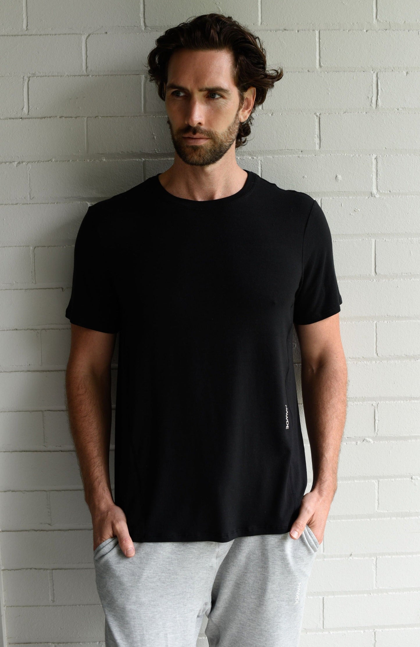 Black Unwind tee